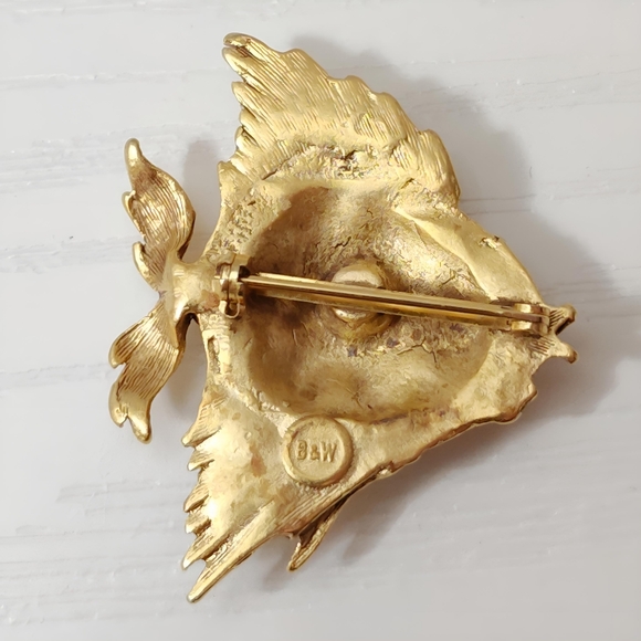 Vintage Butler and Wilson Multi color Crystal Pave Gold tone Fish Brooch Pin - Picture 4 of 10